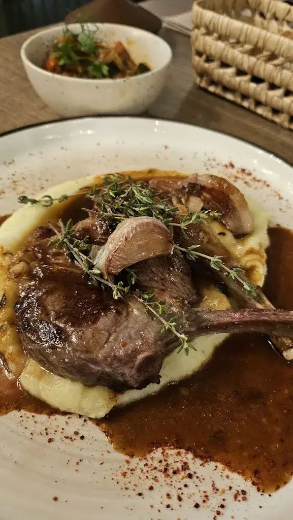 JAVIER PD_La Cantine Provençale_Cannes_review