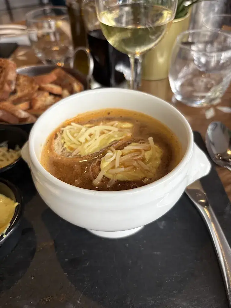 James_le grain de sel ..._Cannes_review