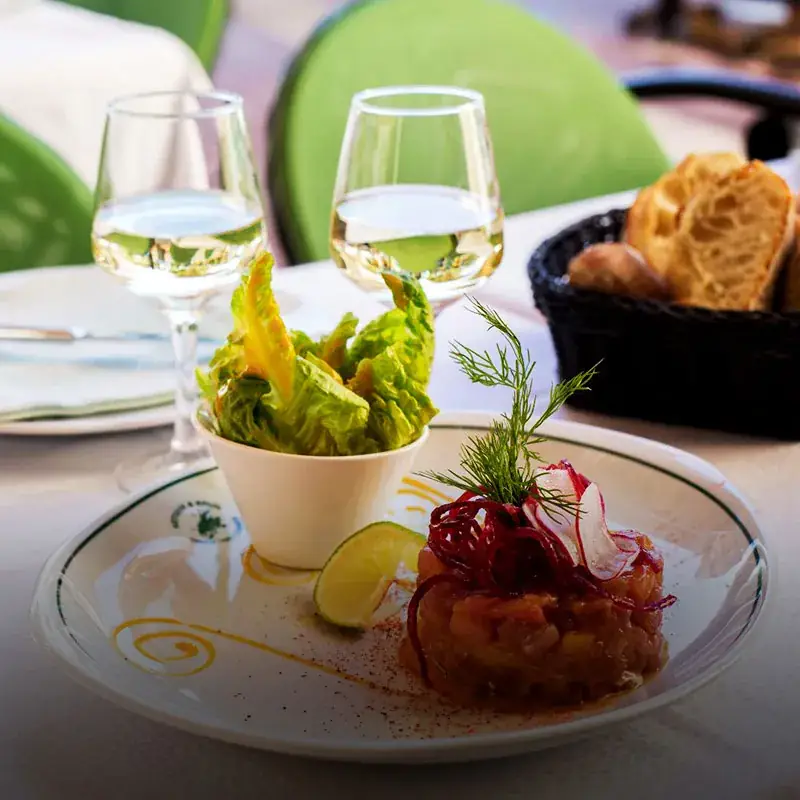 Astoux et Brun_Cannes_slider_image_3