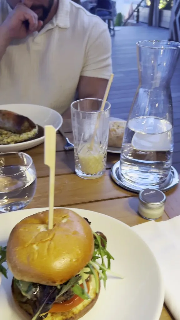 Le Cabanon - Restaurant - Plage_Cannes_slider_image_2