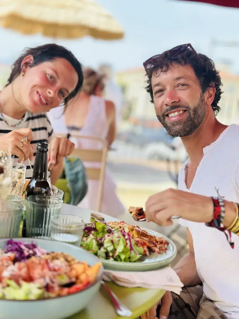 Manon Lemetais_Maison Grenouille_Pérignat-sur-Allier_review