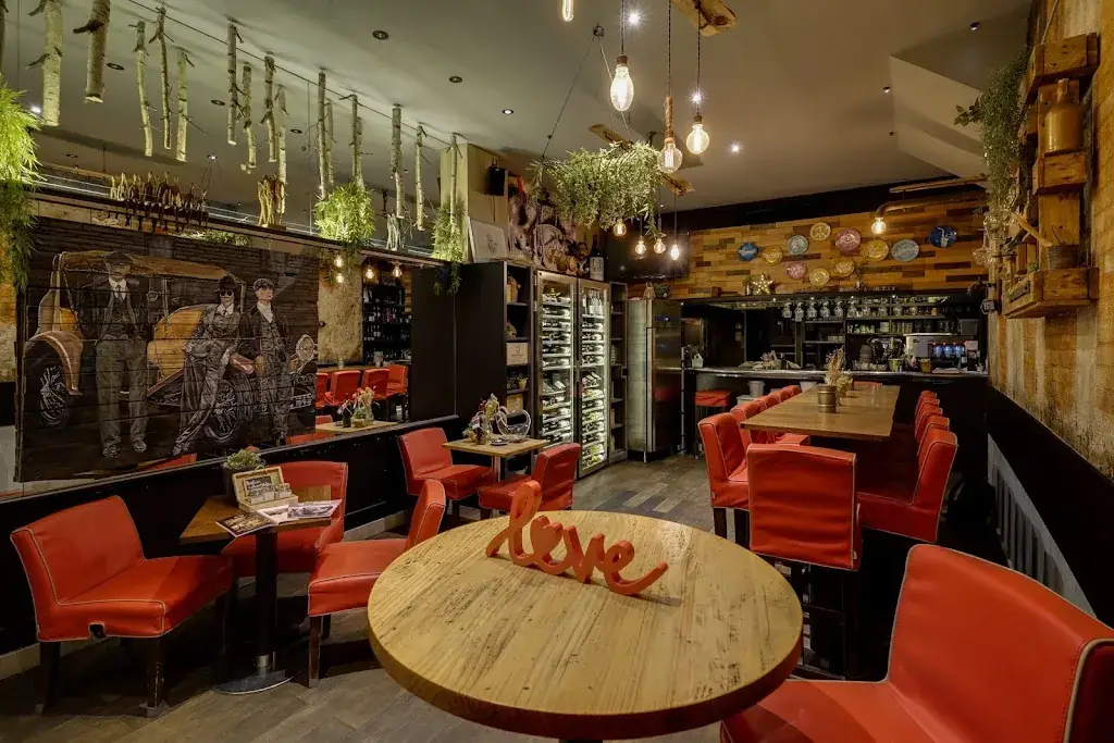 Le BAO (Bouche à Oreille) ristorante a Cannes