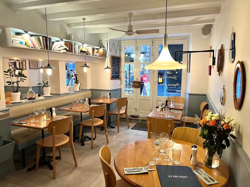 Aux Bons Enfants restaurant in Cannes