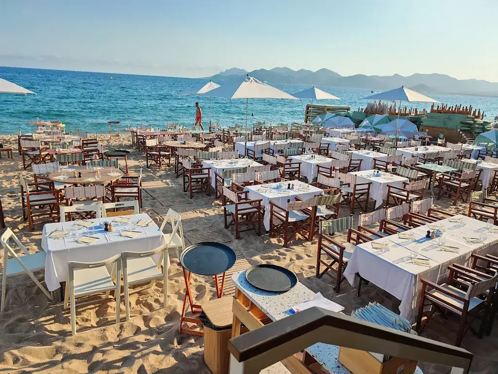 L'Alba - Beach Restaurant_Cannes_slider_image_2