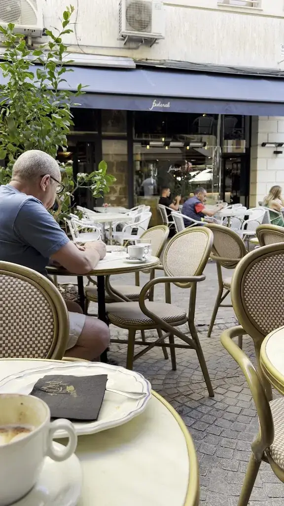 Le Cirque_Cannes_slider_image_2