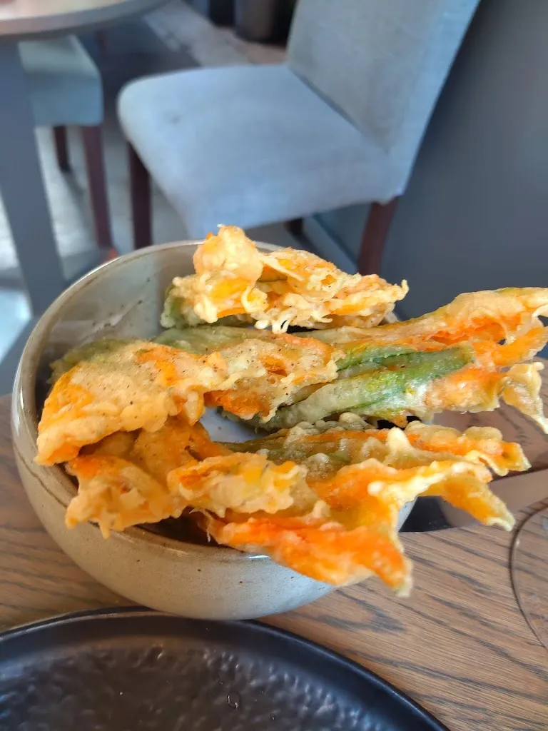 Menu_Table 22_Cannes_image_9