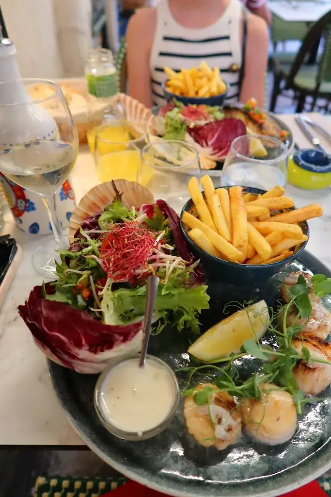 Agata Roszko_Le Bistrot de l’écailler_Cannes_review