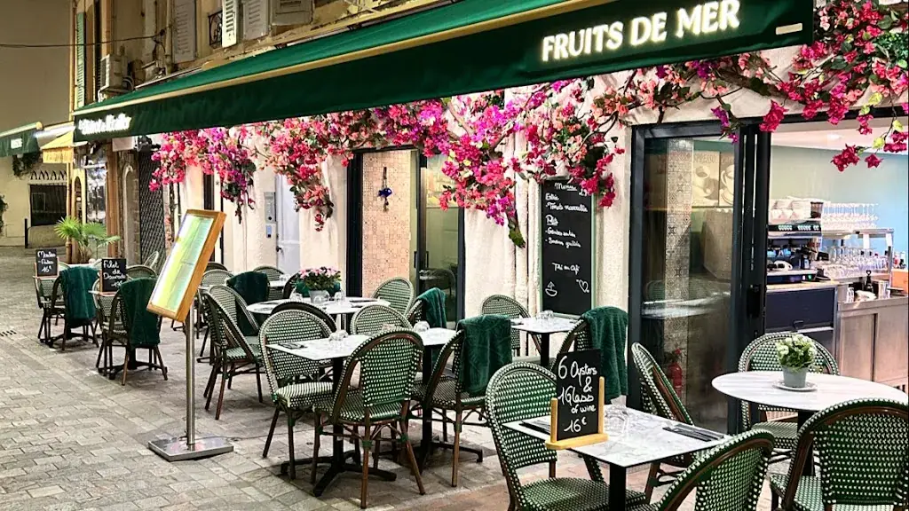 Le Bistrot de l’écailler restaurant in Cannes