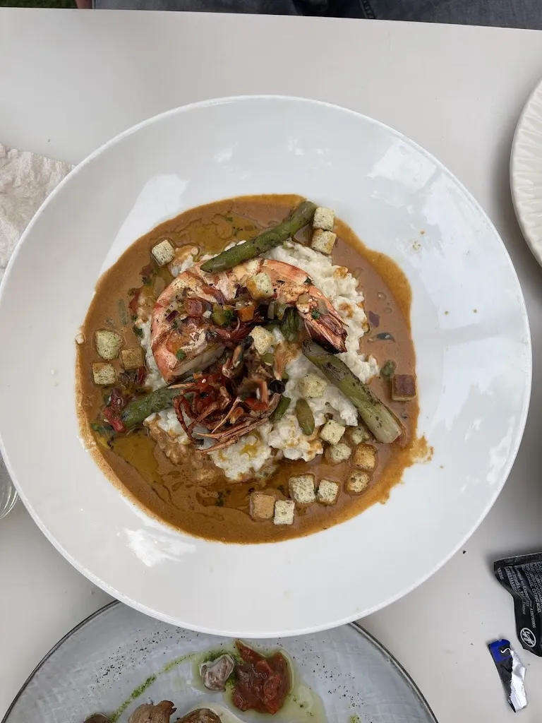 Anuska CE_La Cascade_Carnoules_review