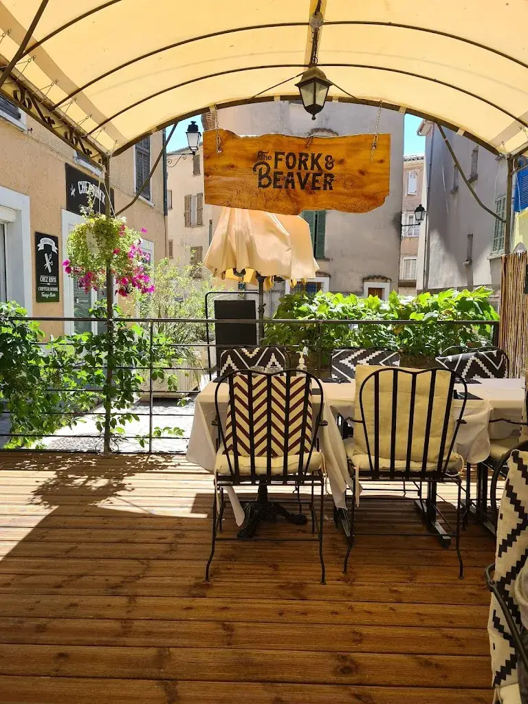 The Fork & Beaver_Pignans_slider_image_1