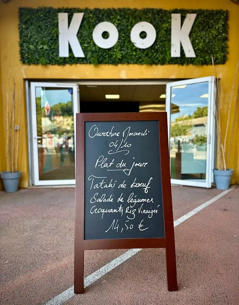 Menu_Kook World Food Fusion_Carnoules_image_4