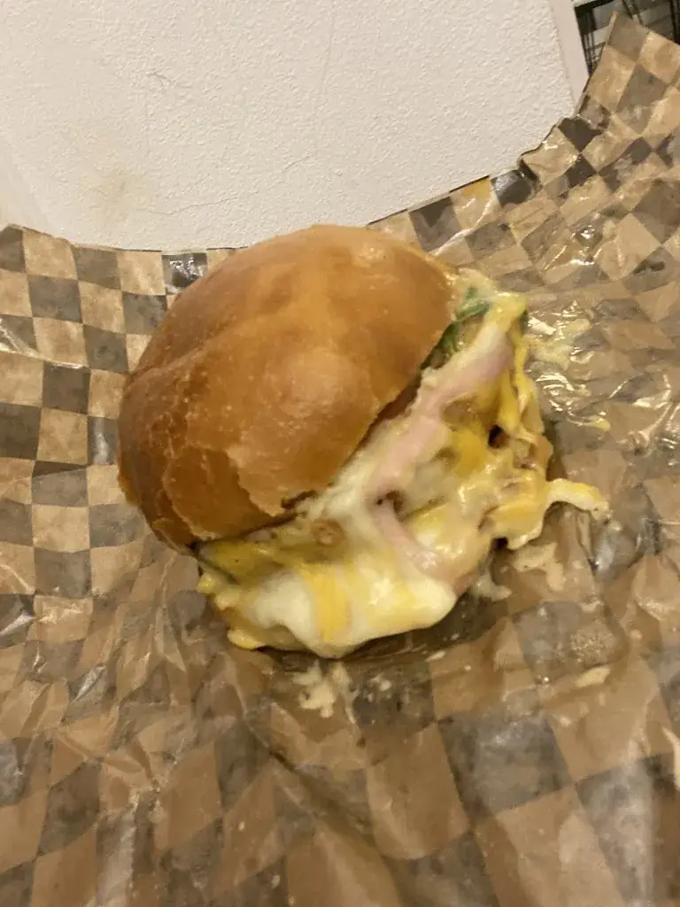 Eva Papazian_O’Bon Goût_Carnoules_review