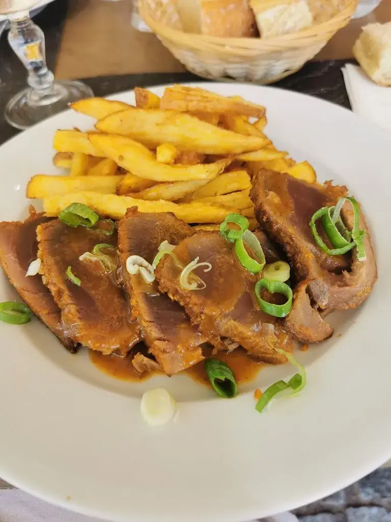 laetitia g_Chez Banù_Pignans_review