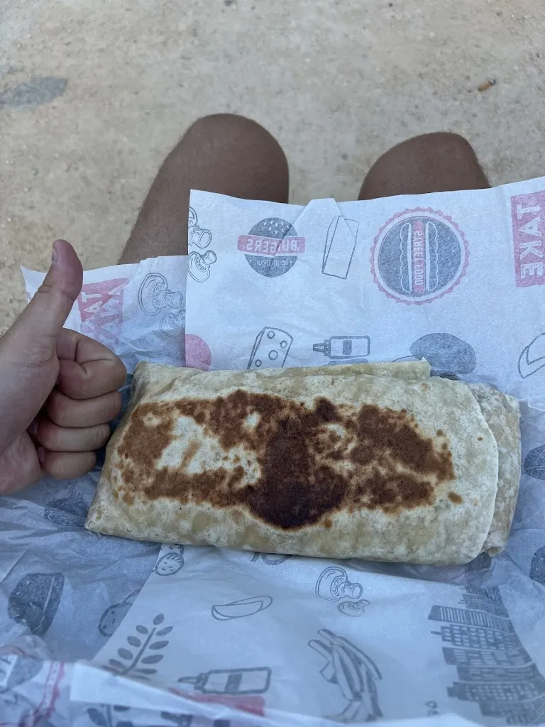 William Rampal_Bigman_Carnoux-en-Provence_review