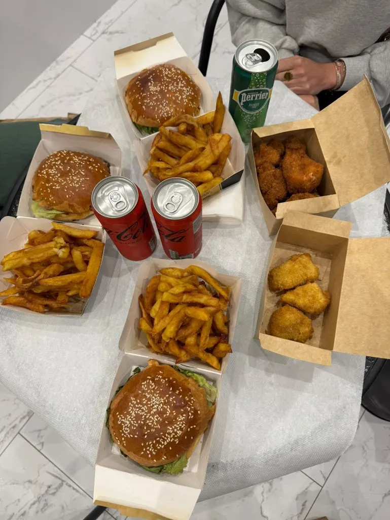 Jessica Raphel_Bigman_Carnoux-en-Provence_review