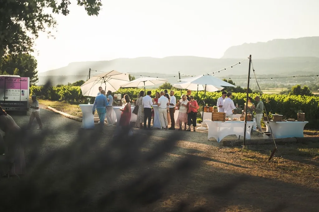 Clémentine M_La Table d'Emilie Restaurant Traiteur pour entreprise et mariage_Carnoux-en-Provence_review