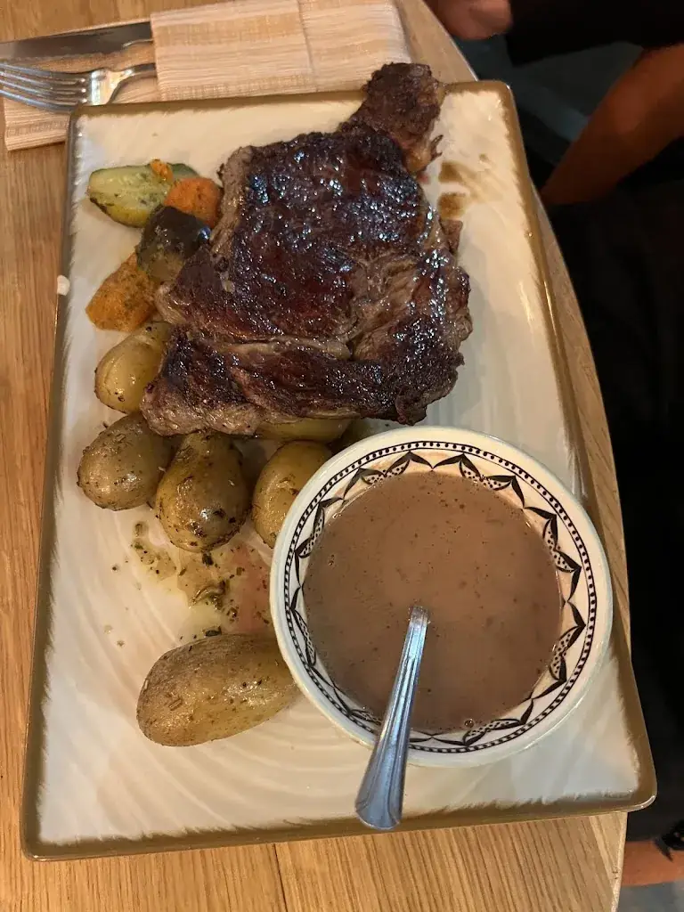 Martyna __Les Terrasses_Carry-le-Rouet_reseña