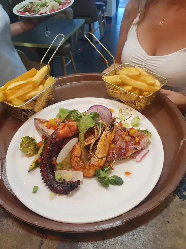 le bosco_Carry-le-Rouet_slider_image_2