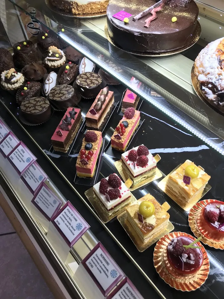 Menu_Pâtisserie F Guerpillon_Panissières_imagen_6