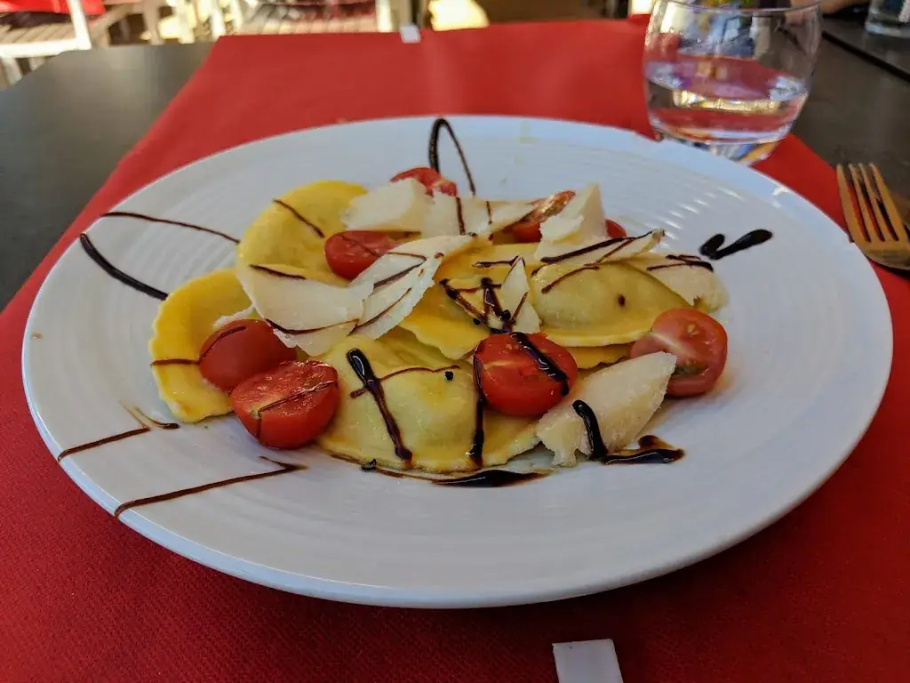 William Cheng_Le Latino_Carry-le-Rouet_review