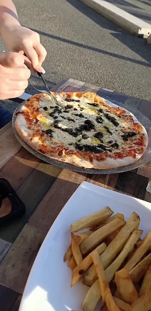 Le Latino_Carry-le-Rouet_slider_image_2