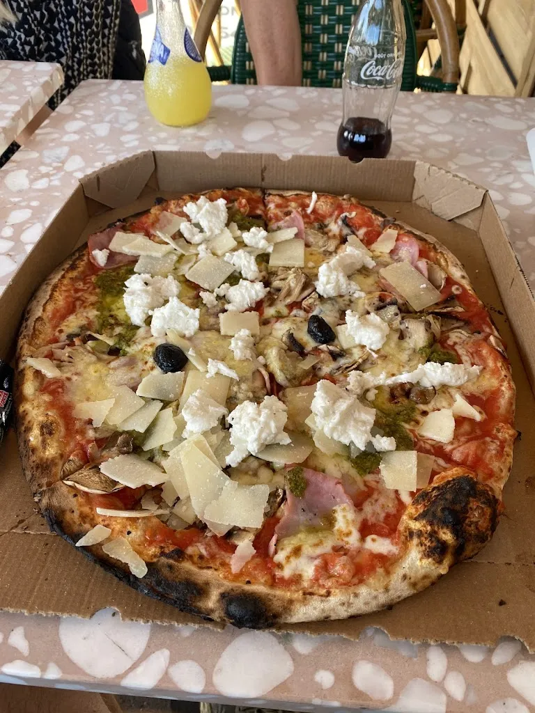 Dom Street_TRATTORIA_Carry-le-Rouet_review