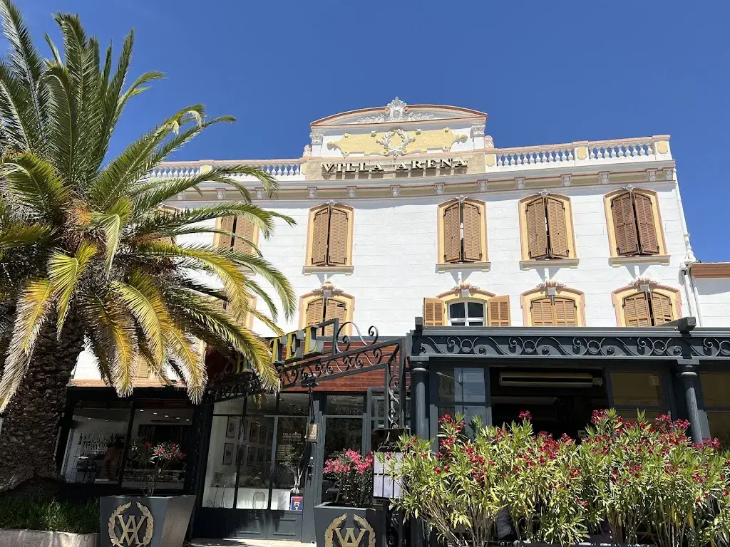 La Villa Arena Jeremy Turgon_Carry-le-Rouet_slider_image_1