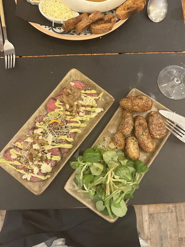 Amy EH_Treize 600 Vins (Restaurant / Cave a vins)_Carry-le-Rouet_review