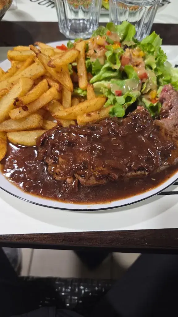 Alexis Albouy_La table de Joséphine_Montchal_review