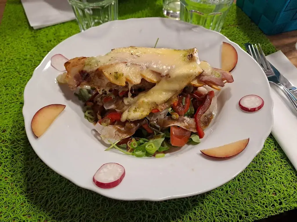 Tsuni B_La table de Joséphine_Montchal_review