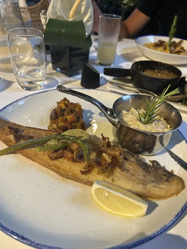 Ksta MPB_Restaurant Servella_Castagniers_review