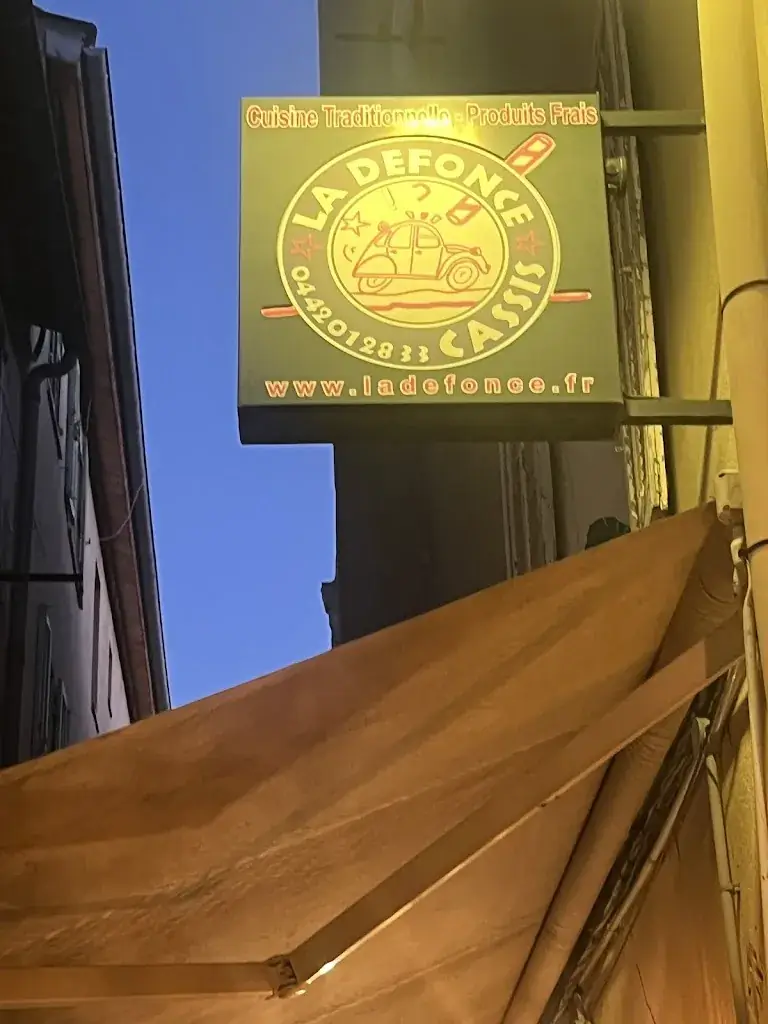 Denise Donaldson_La Défonce_Cassis_review