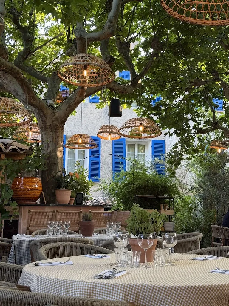 Jessica De Cecchi_Restaurant - Le Clos des Arômes_Cassis_review