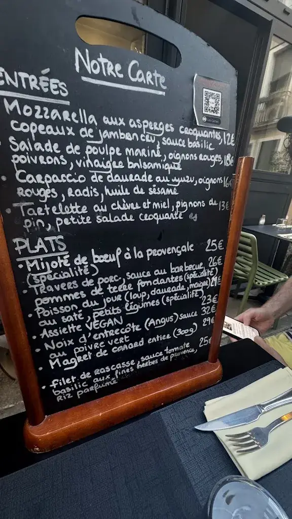 Menu_a table_Cassis_image_3