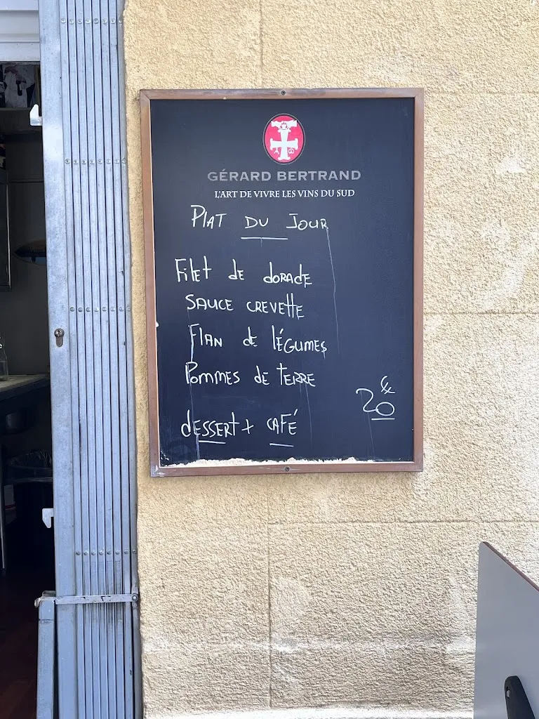 Janice Alpas_Restaurant Le Bonaparte_Cassis_review