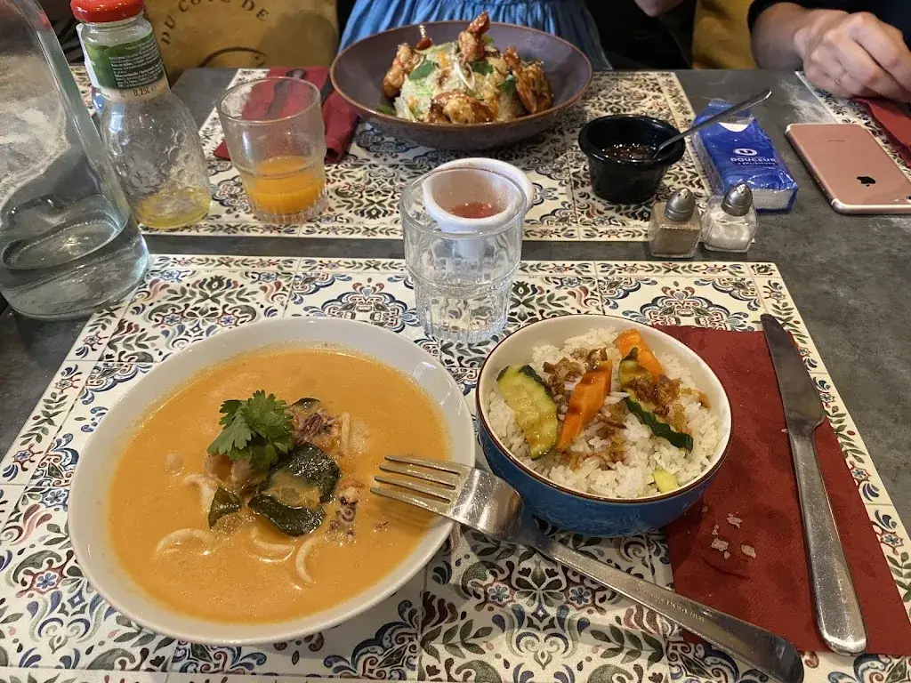 Chez Poulette a Cassis_Cassis_slider_image_3