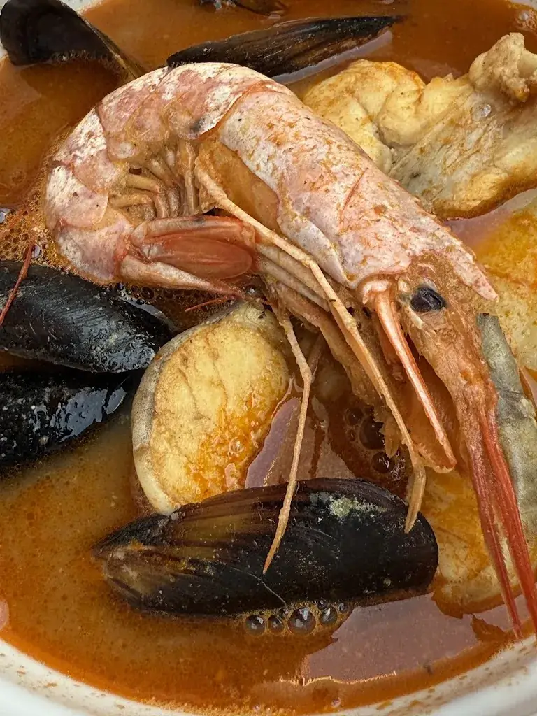 Alison Tan_Restaurant Calendal_Cassis_recensione