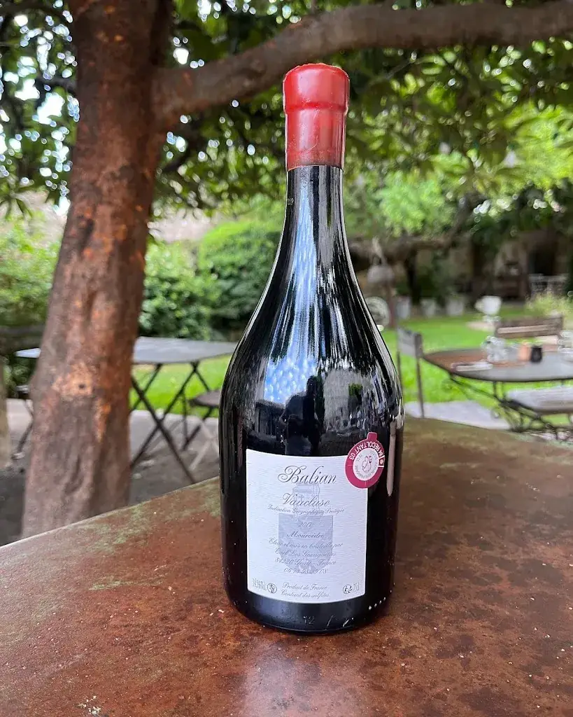 NS (Nick)_Le Posterlon_Caumont-sur-Durance_review