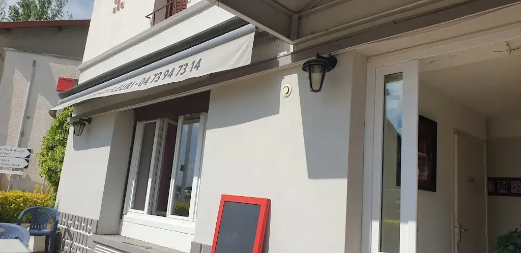 Christine Jourde_Le Relais Fleuri_Paslières_review