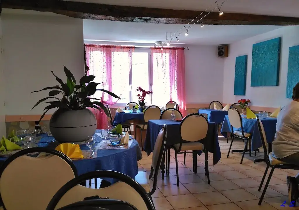 Le Relais Fleuri_Paslières_slider_image_3