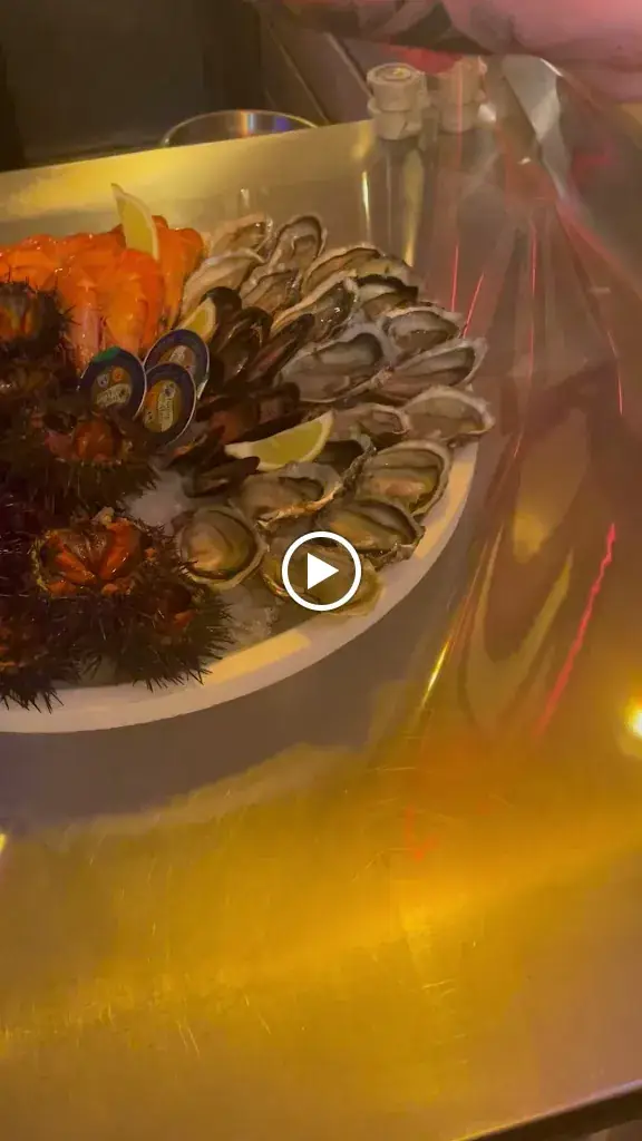 Le Flamingo - L'Ecailler Du Port_Carqueiranne_slider_image_2