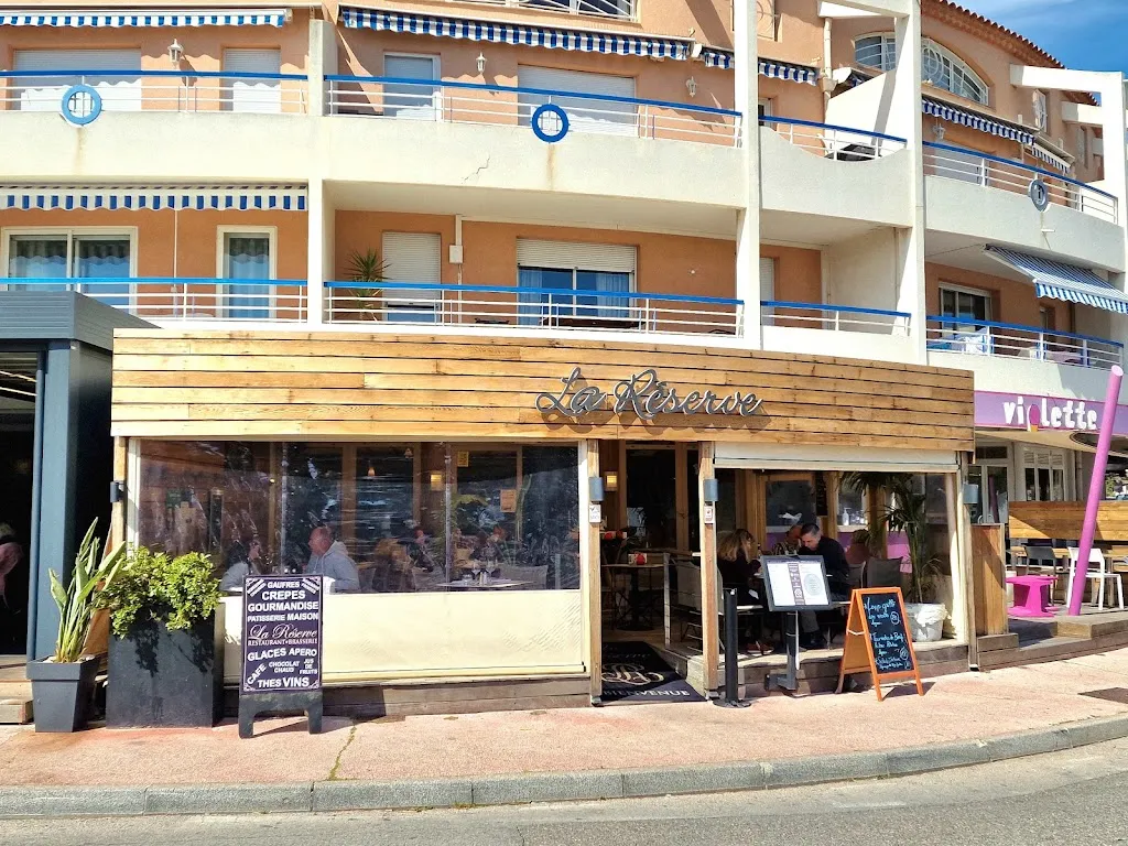Restaurant La Réserve restaurant in Carqueiranne