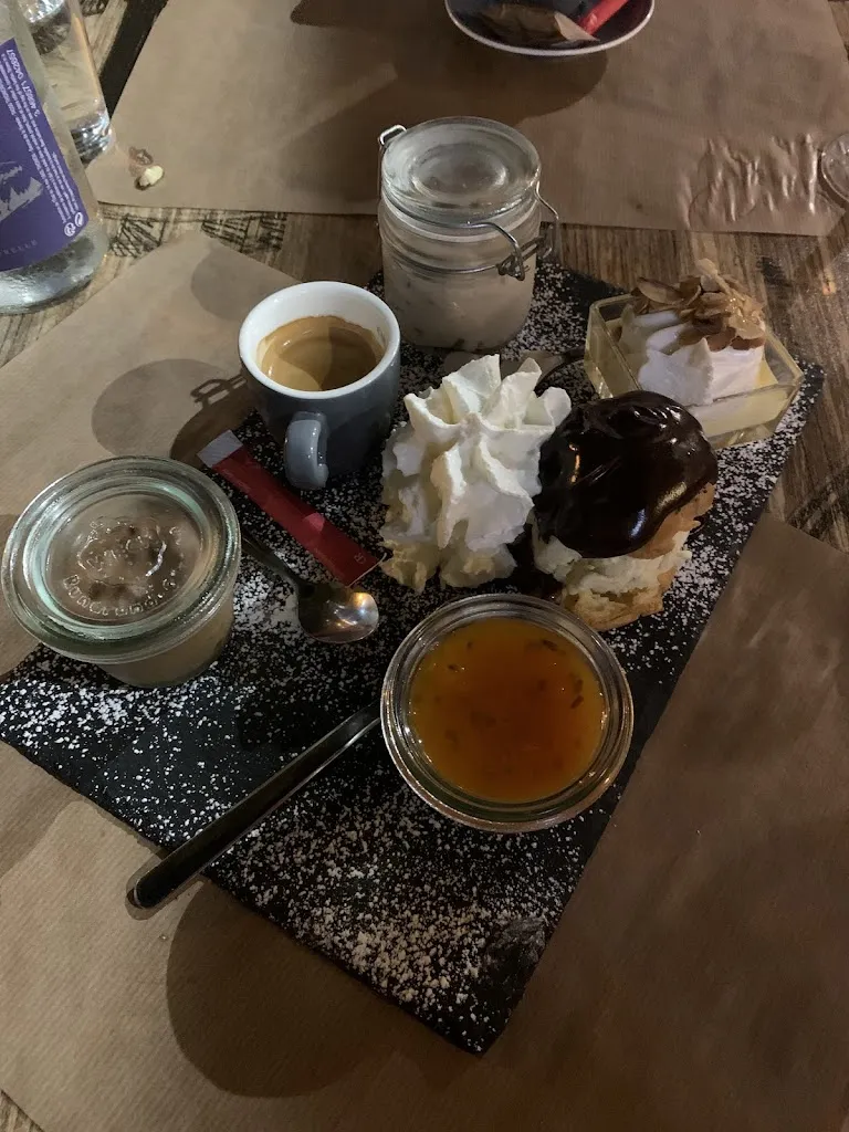 jennifer taylor_Auberge de Carluc_Céreste-en-Luberon_review