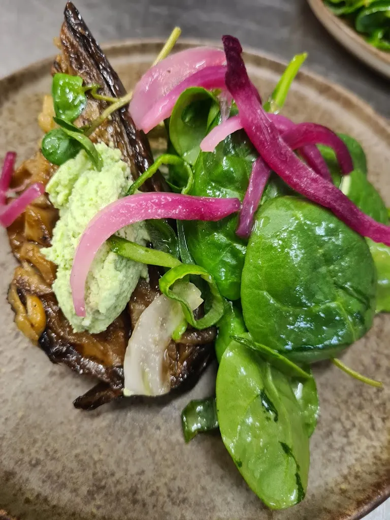 Auberge de Carluc_Céreste-en-Luberon_slider_image_2