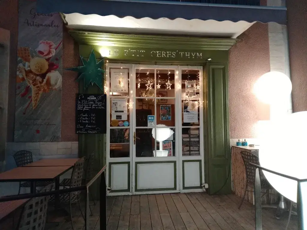 Le P'tit Céres'THYM restaurant in Céreste-en-Luberon