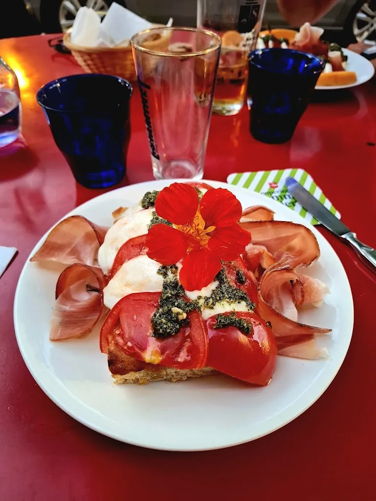 Chris_Les Belles Lurettes_Céreste-en-Luberon_recensione