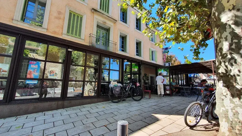 Bar le Provence_Céreste-en-Luberon_slider_image_1