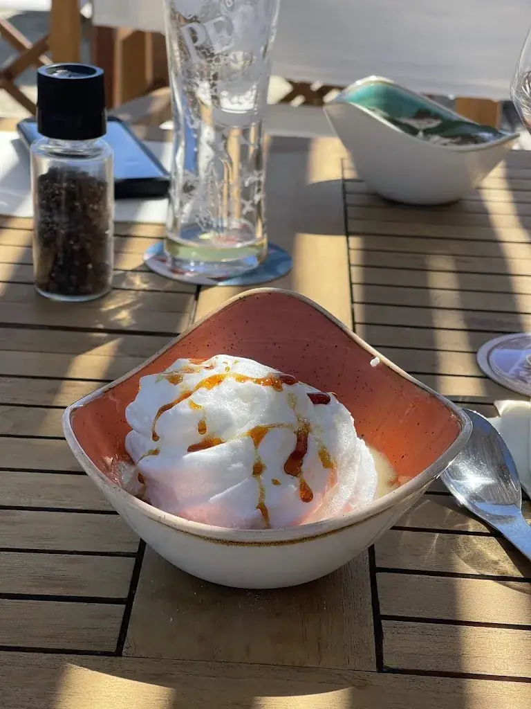 Tamaris Beach_Cavalaire-sur-Mer_slider_image_3