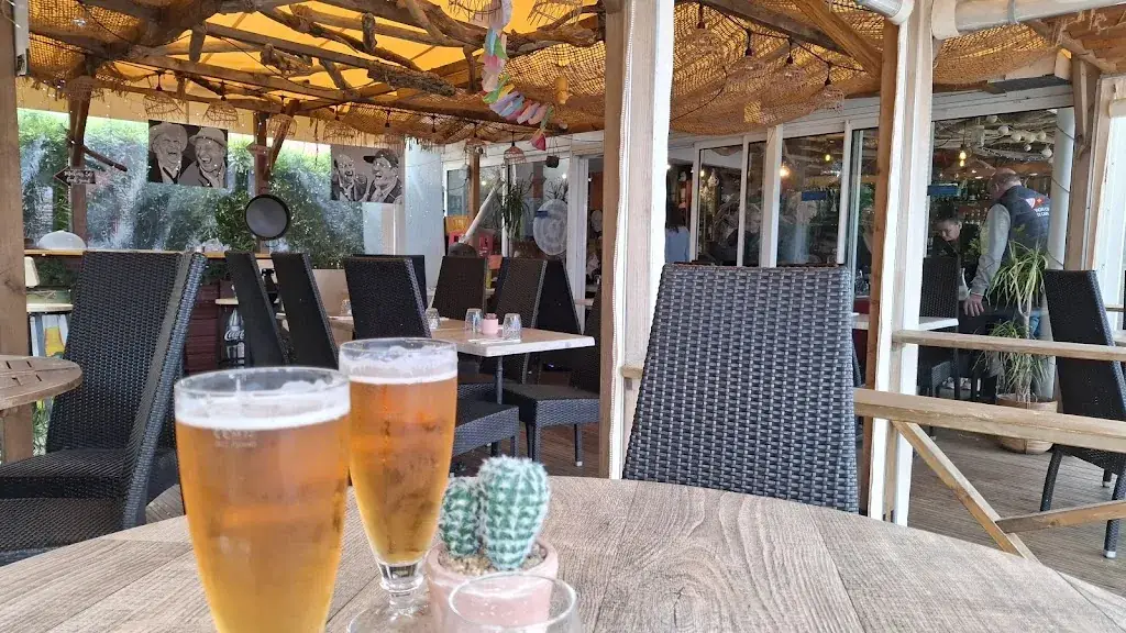 Anna M. B._La Terrasse Cavalaire_Cavalaire-sur-Mer_review