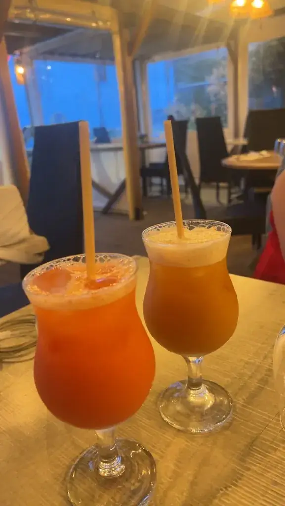 Ilana _73_La Terrasse Cavalaire_Cavalaire-sur-Mer_review